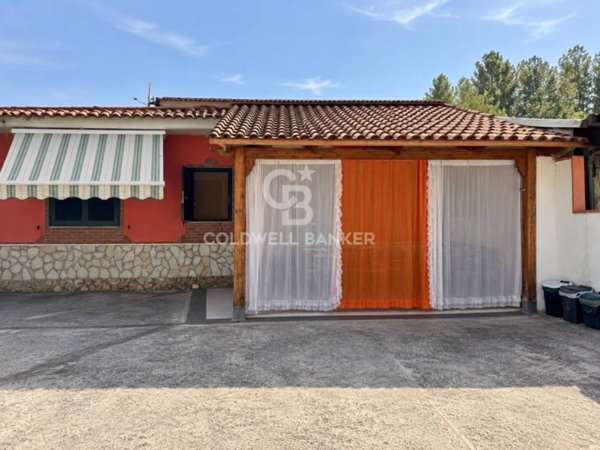 casa indipendente in vendita a Campodimele