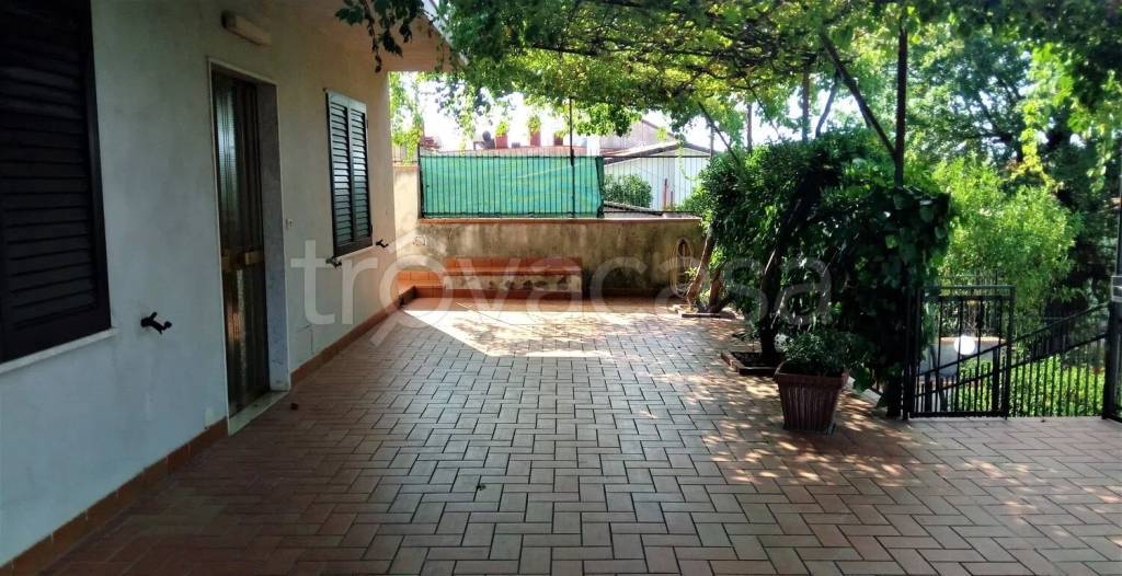 casa indipendente in vendita a Castelforte in zona Suio