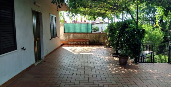 pentavano in vendita a Castelforte in zona Suio