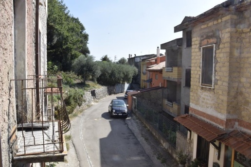 casa indipendente in vendita a Castelforte in zona Suio