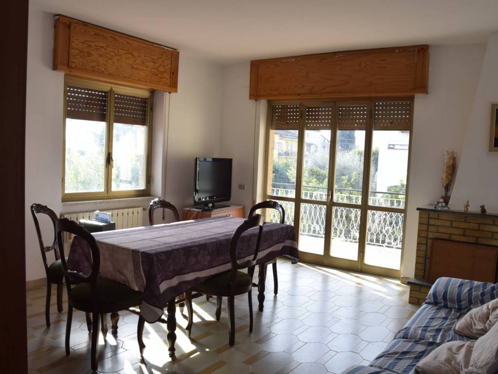 appartamento in vendita a Castelforte in zona Suio