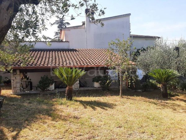 casa indipendente in vendita a Castelforte