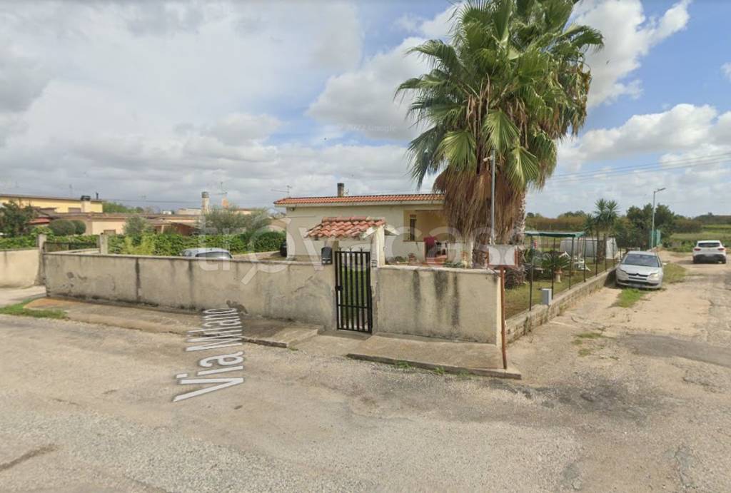 casa indipendente in vendita a Cisterna di Latina