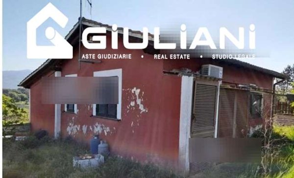 casa indipendente in vendita a Cisterna di Latina