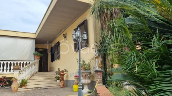 casa indipendente in vendita a Cisterna di Latina