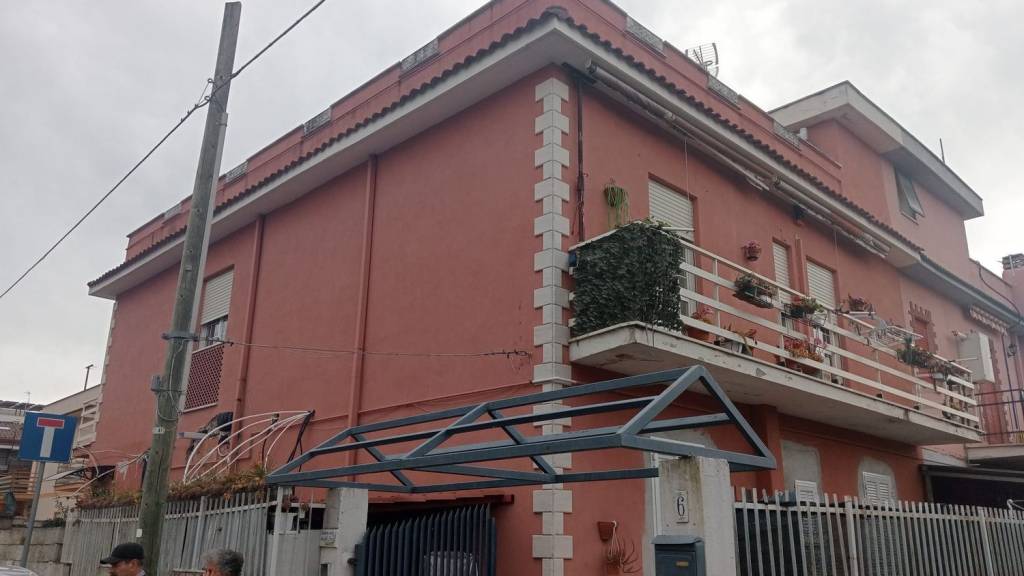 casa indipendente in vendita a Cisterna di Latina
