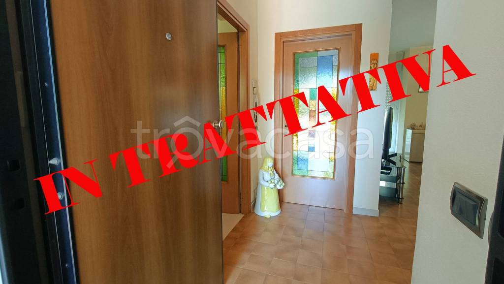 casa indipendente in vendita a Cisterna di Latina