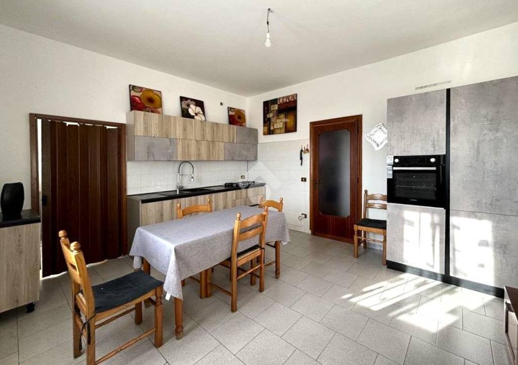 appartamento in vendita a Cisterna di Latina