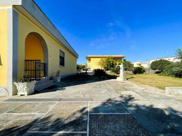 casa indipendente in vendita a Cisterna di Latina