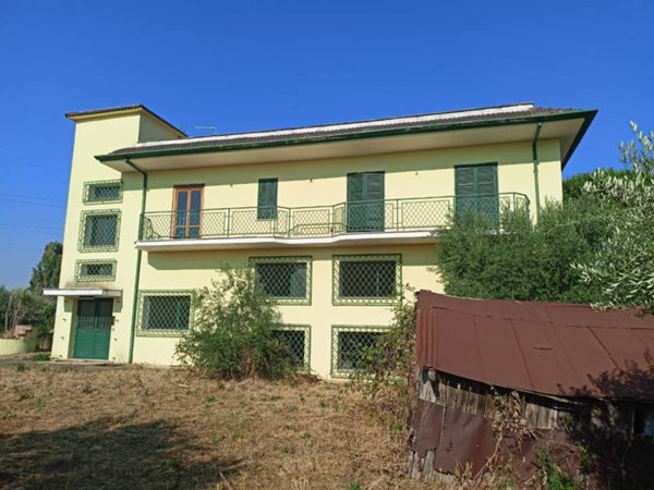 ufficio in vendita a Cisterna di Latina