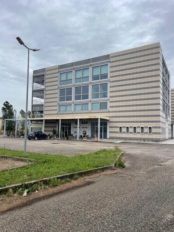 ufficio in vendita a Cisterna di Latina