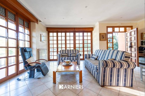 casa indipendente in vendita a Cisterna di Latina