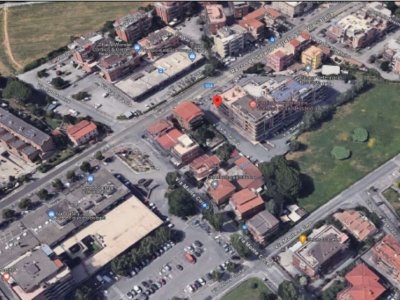 negozio in vendita a Cisterna di Latina