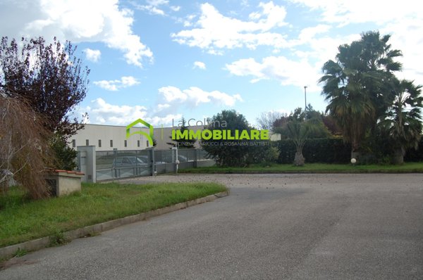 terreno edificabile in vendita a Cisterna di Latina