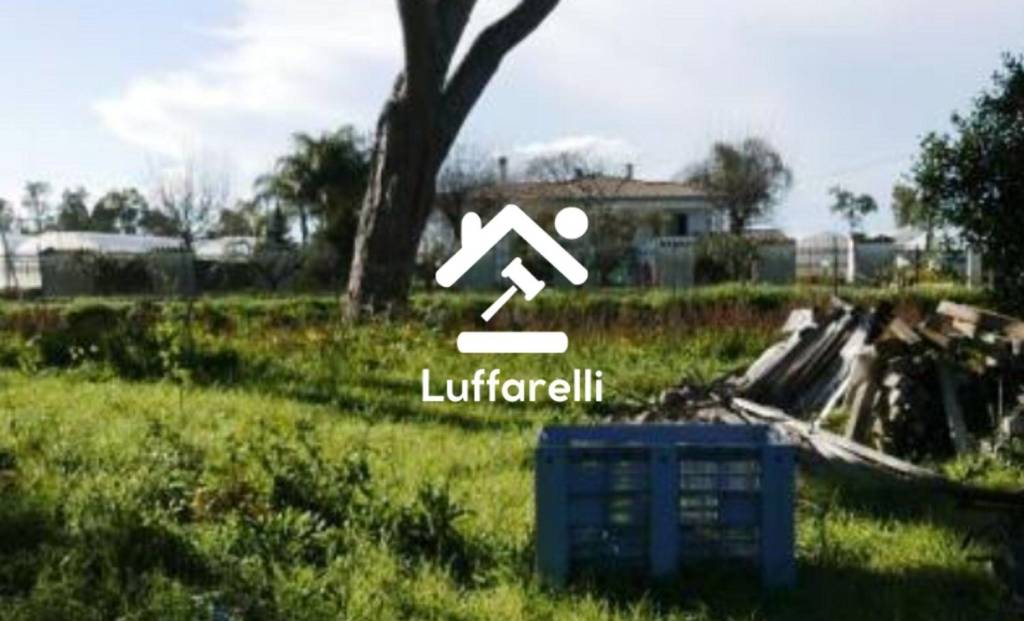 locale commerciale in vendita a Cisterna di Latina