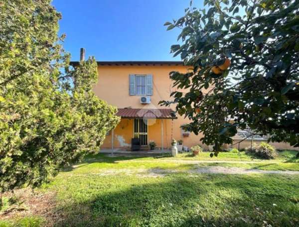 appartamento in vendita a Cisterna di Latina in zona Prato Cesarino