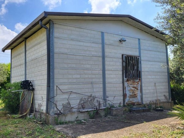 casa indipendente in vendita a Cisterna di Latina in zona Sant'Ilario