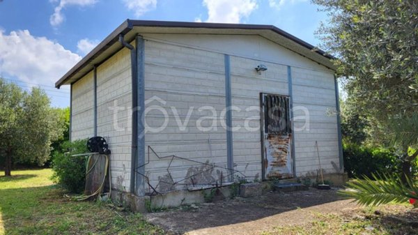 appartamento in vendita a Cisterna di Latina in zona Sant'Ilario