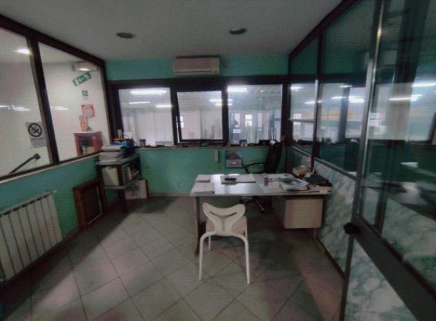 negozio in vendita a Cisterna di Latina