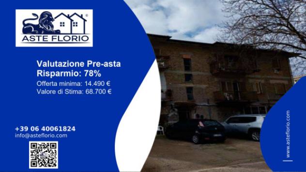 locale commerciale in vendita a Cisterna di Latina