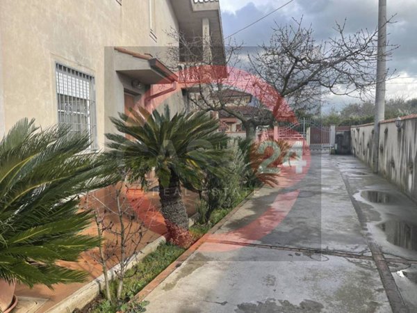 casa indipendente in vendita a Cisterna di Latina