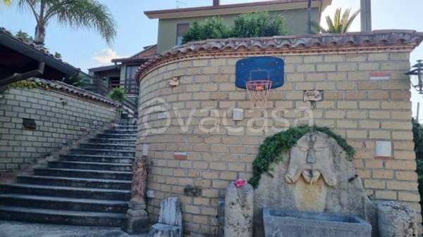 appartamento in vendita a Cisterna di Latina in zona Castel Ginnetti