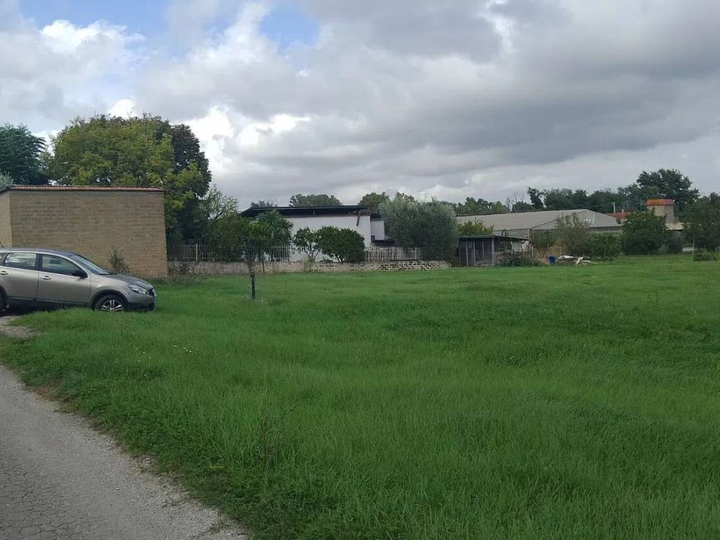 terreno agricolo in vendita a Cisterna di Latina in zona Le Castella