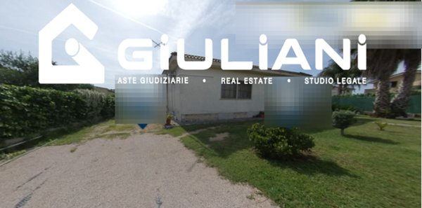 casa indipendente in vendita a Cisterna di Latina