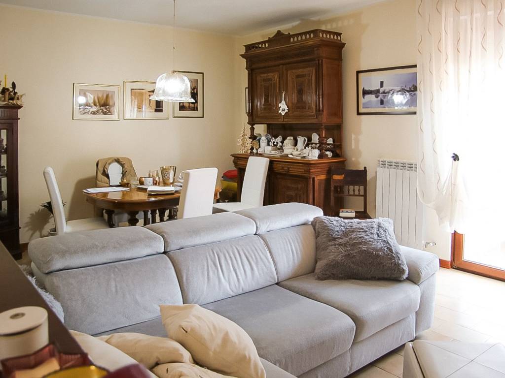 appartamento in vendita a Cisterna di Latina