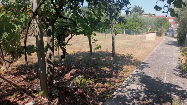 villa in vendita a Cisterna di Latina