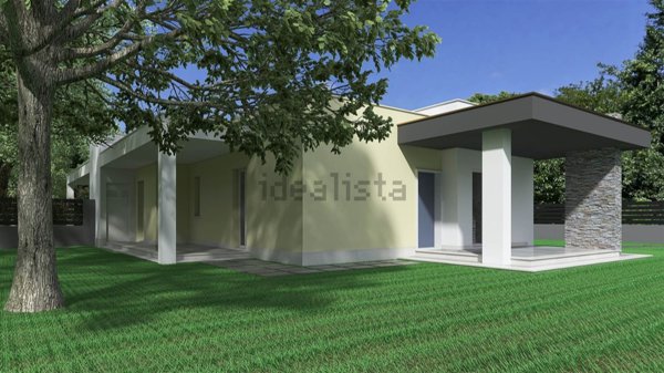 casa indipendente in vendita a Cisterna di Latina