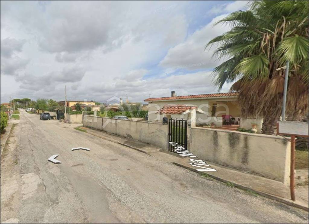 casa indipendente in vendita a Cisterna di Latina