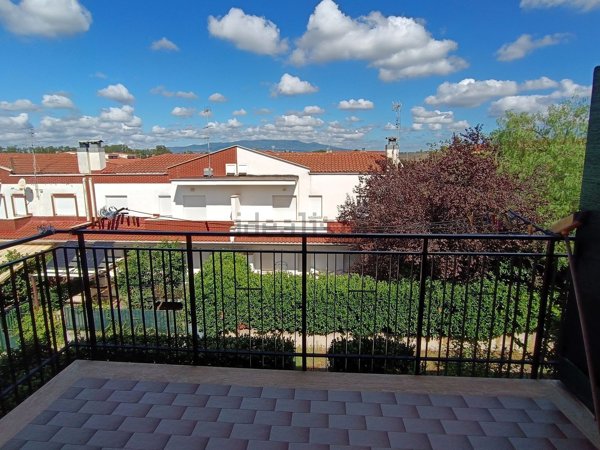 casa indipendente in vendita a Cisterna di Latina