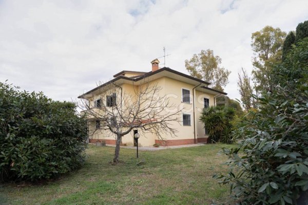 casa indipendente in vendita a Cisterna di Latina