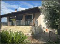 casa indipendente in vendita a Cisterna di Latina in zona Borgo Flora