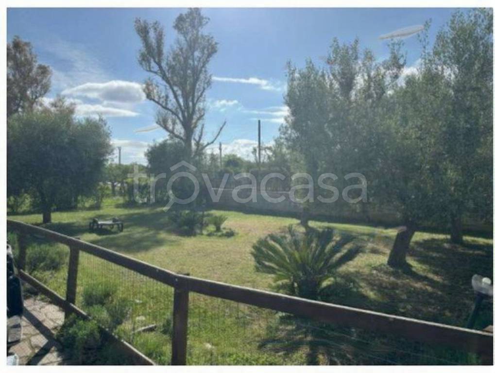 casa indipendente in vendita a Cisterna di Latina