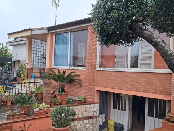 casa indipendente in vendita a Cisterna di Latina