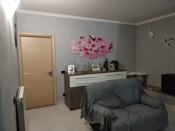 casa indipendente in vendita a Cisterna di Latina