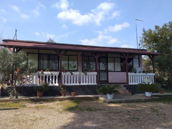 casa indipendente in vendita a Cisterna di Latina