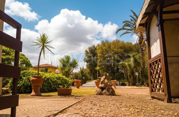 casa indipendente in vendita a Cisterna di Latina