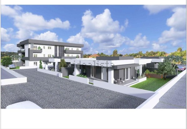 casa indipendente in vendita a Cisterna di Latina