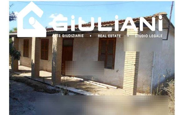 casa indipendente in vendita a Cisterna di Latina