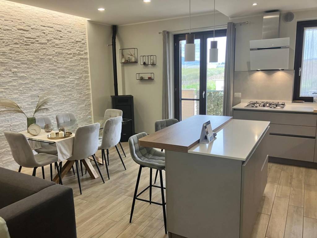 appartamento in vendita a Cisterna di Latina