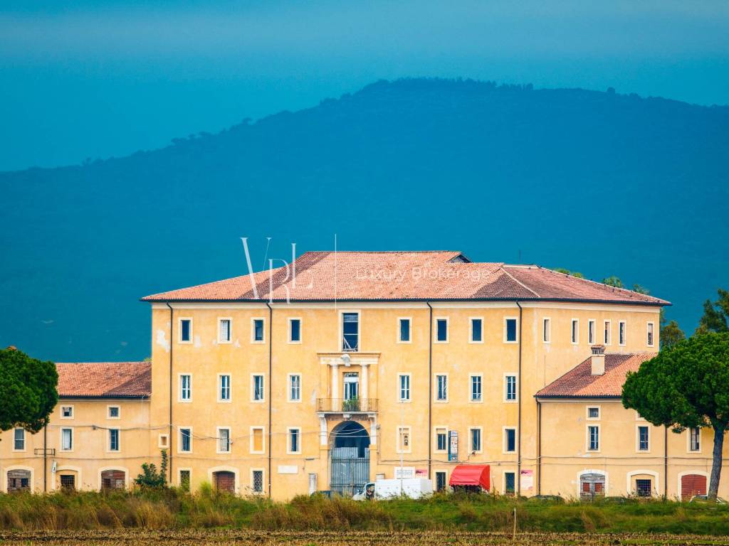 intera palazzina in vendita a Cisterna di Latina