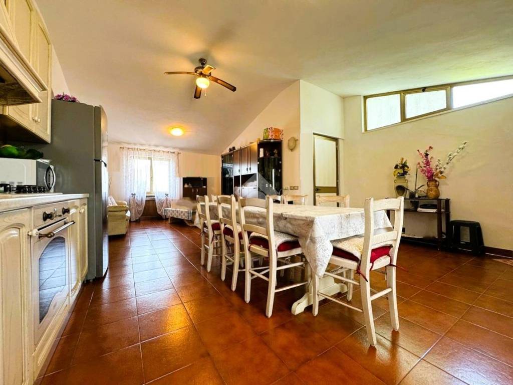 appartamento in vendita a Cisterna di Latina