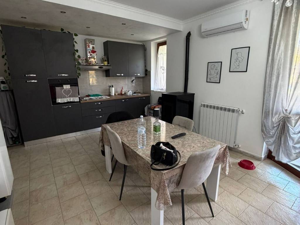 appartamento in vendita a Cisterna di Latina