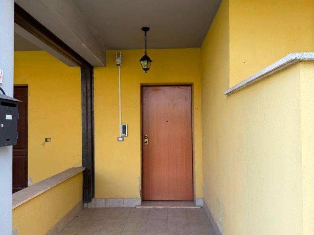 casa indipendente in vendita a Cisterna di Latina