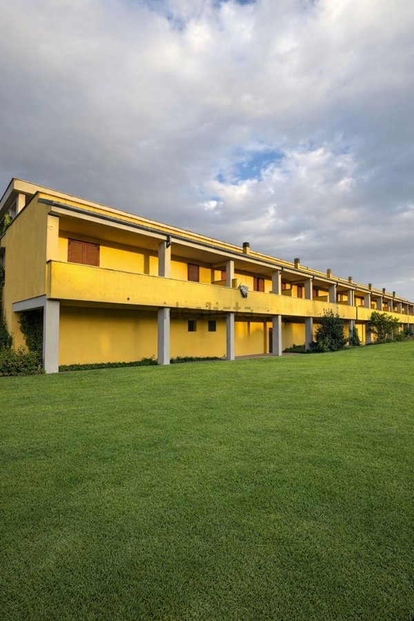 casa indipendente in vendita a Cisterna di Latina