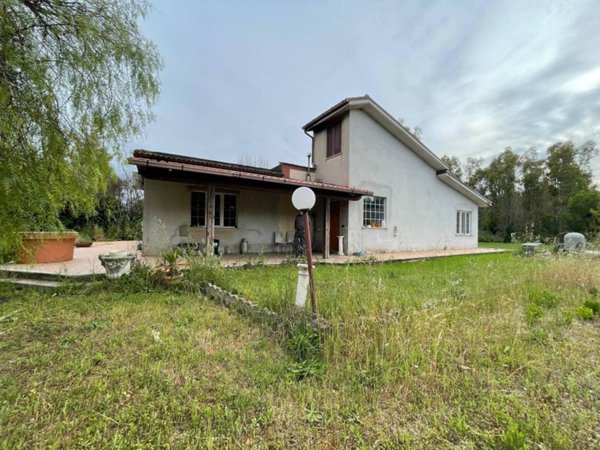 casa indipendente in vendita a Cisterna di Latina