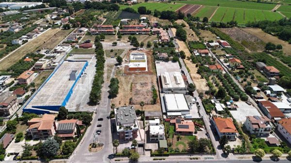 terreno agricolo in vendita a Cisterna di Latina